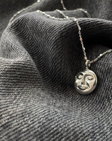 Luna moonface necklace